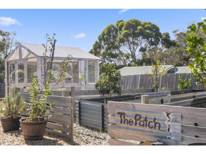 2 Riviera Drive, Carlton TAS 7173