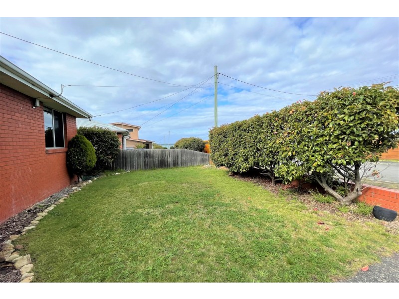 25 Hoffman Street, Midway Point TAS 7171