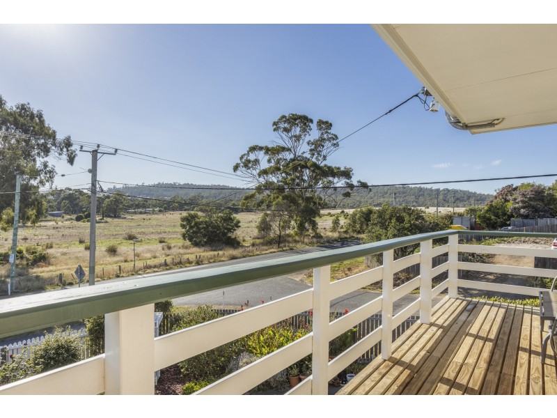 9 Carlton River Road, Dodges Ferry TAS 7173
