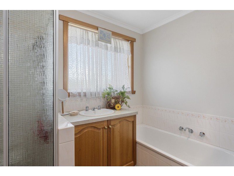 9 Carlton River Road, Dodges Ferry TAS 7173