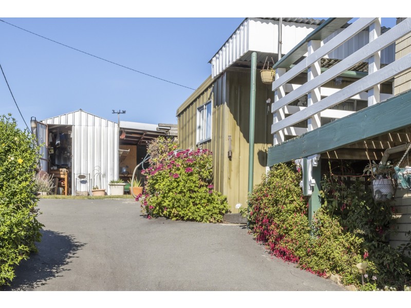 9 Carlton River Road, Dodges Ferry TAS 7173