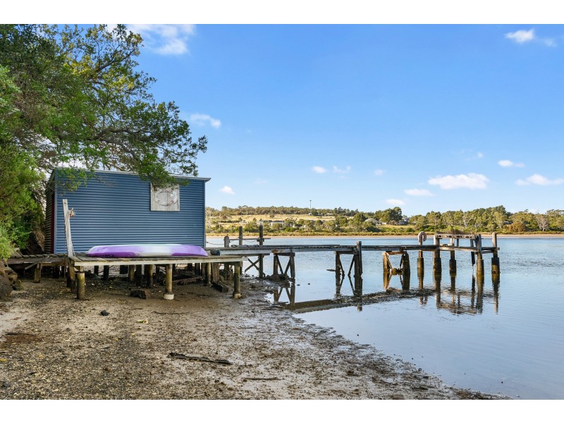 21 Erle Street, Carlton TAS 7173