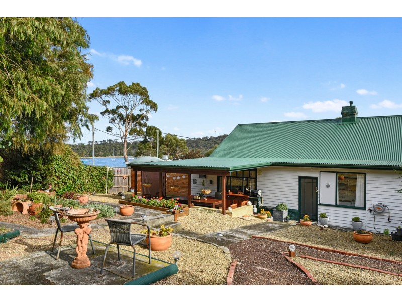 1661 Main Road, Nubeena TAS 7184