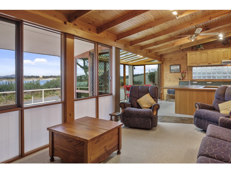 77 Rantons Road, Dodges Ferry TAS 7173