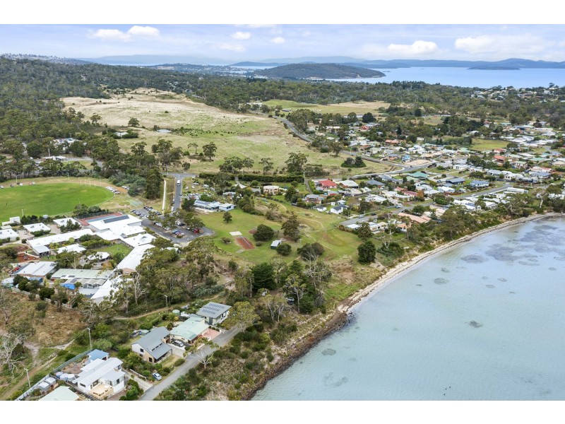 77 Rantons Road, Dodges Ferry TAS 7173