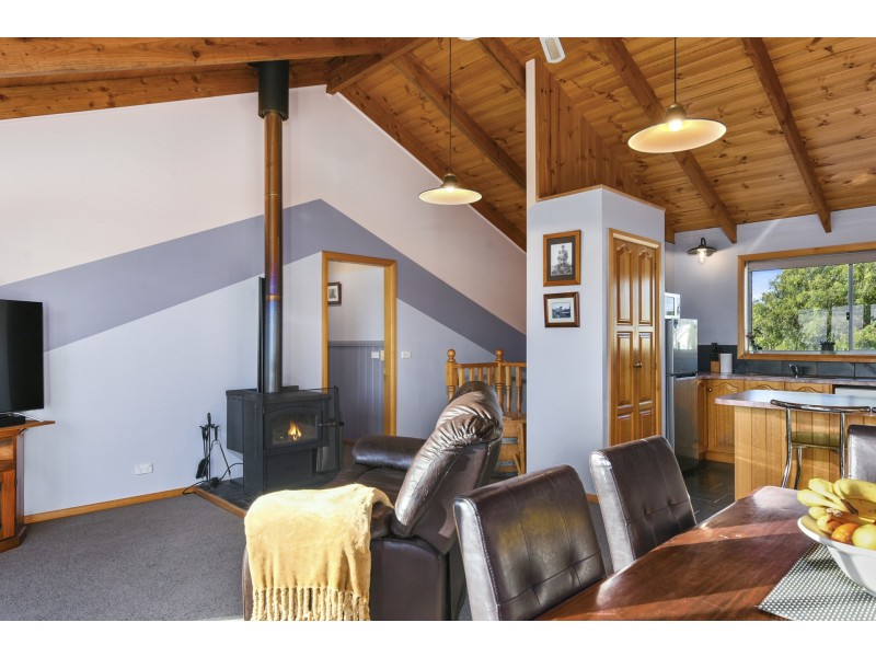 19 Pargonee Street, Dodges Ferry TAS 7173
