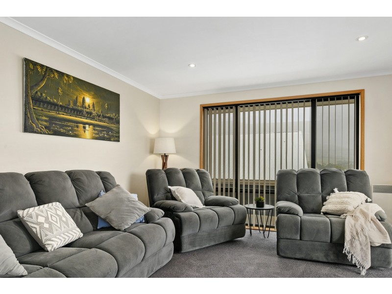 16 Caitlin Court, Midway Point TAS 7171