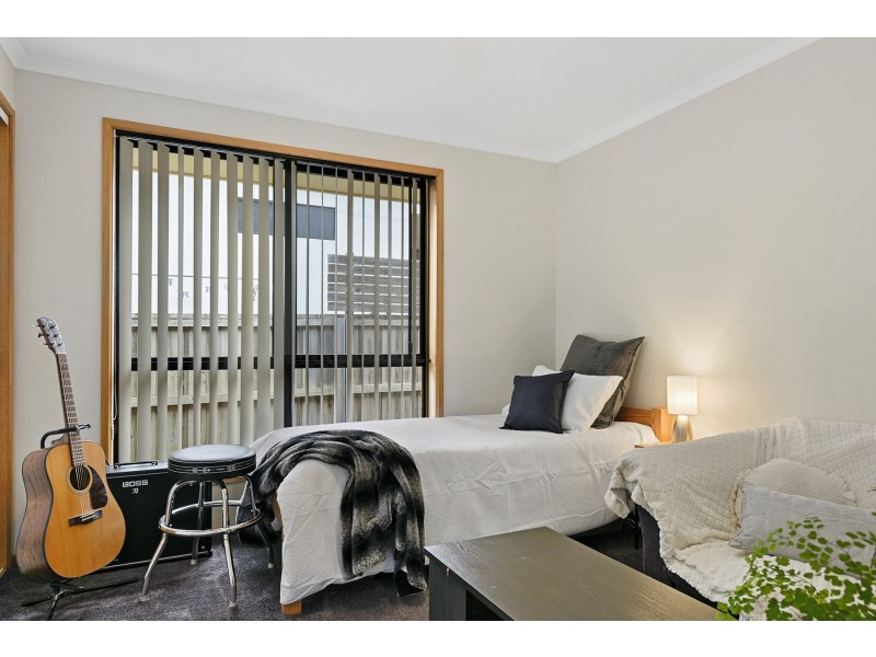 16 Caitlin Court, Midway Point TAS 7171