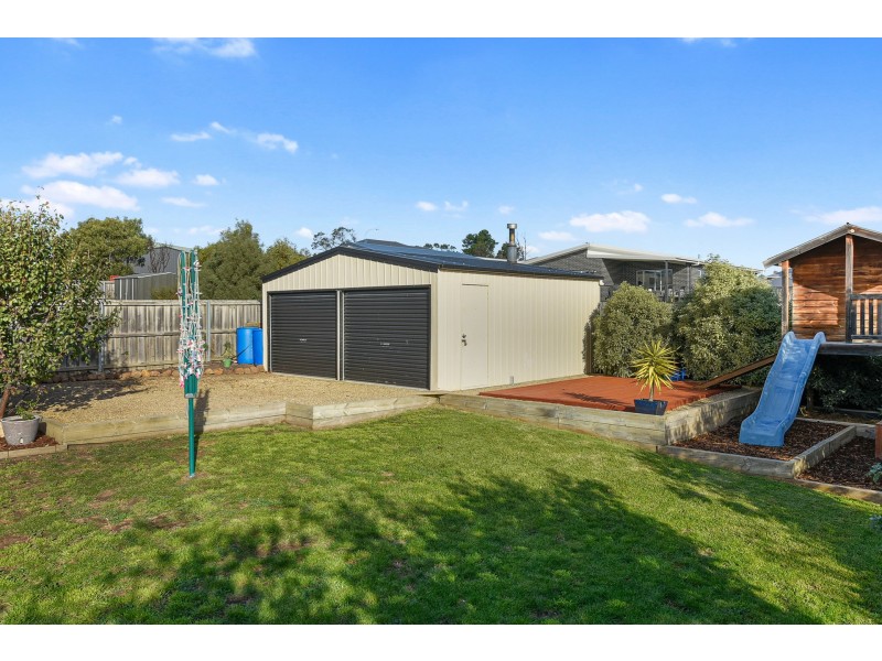 16 Caitlin Court, Midway Point TAS 7171