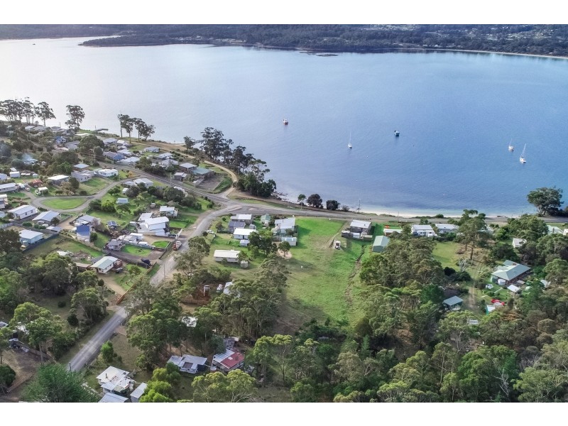 2/417 White Beach Road, White Beach TAS 7184