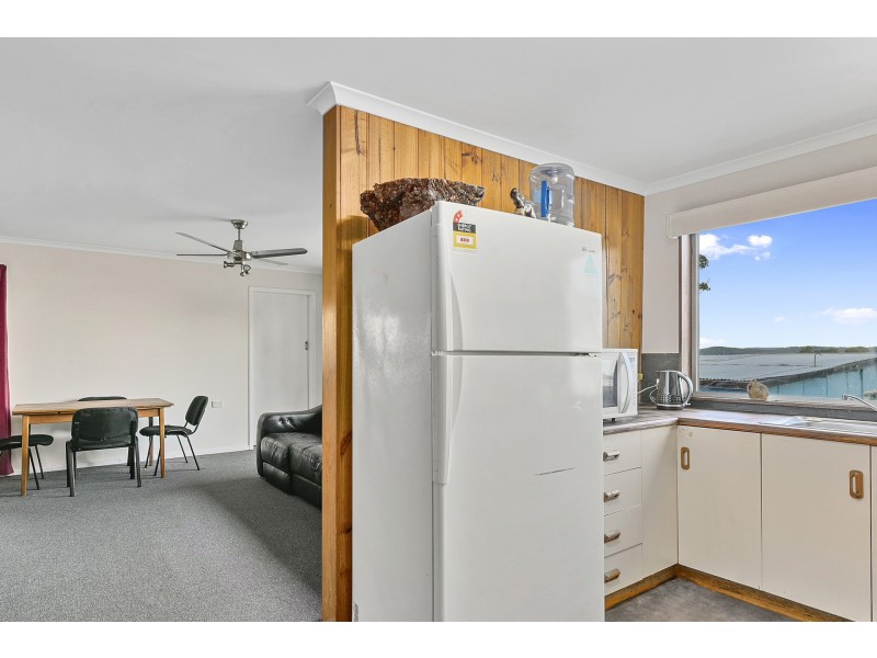 7 Oak Street, Primrose Sands TAS 7173