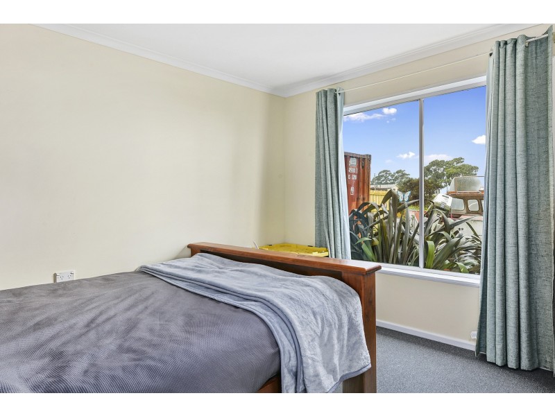 7 Oak Street, Primrose Sands TAS 7173