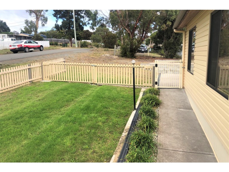 42 Free Street, White Beach TAS 7184