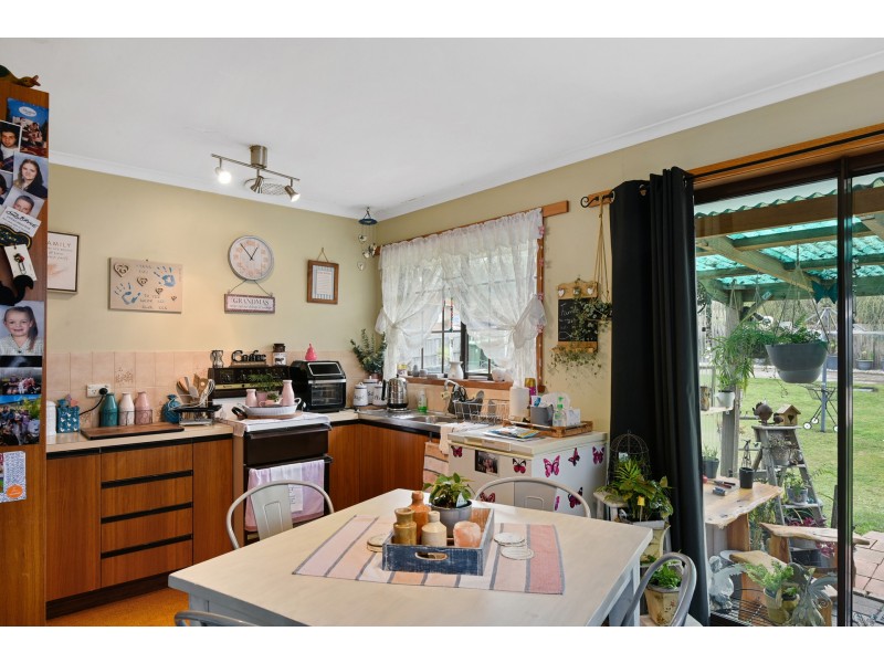 2 Vicary Place, Rokeby TAS 7019