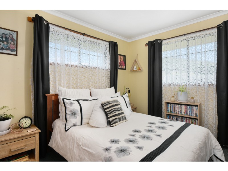 2 Vicary Place, Rokeby TAS 7019