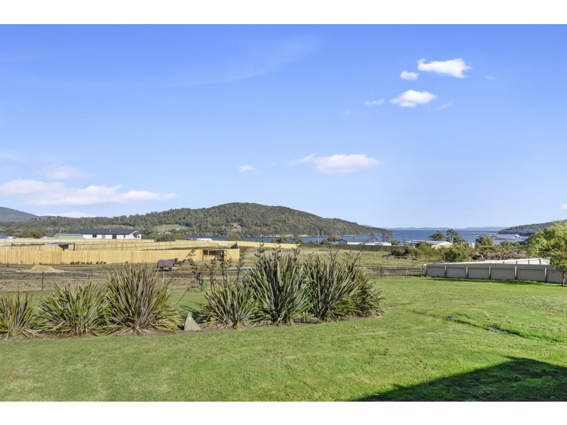 7 Roaring Beach Road, Nubeena TAS 7184