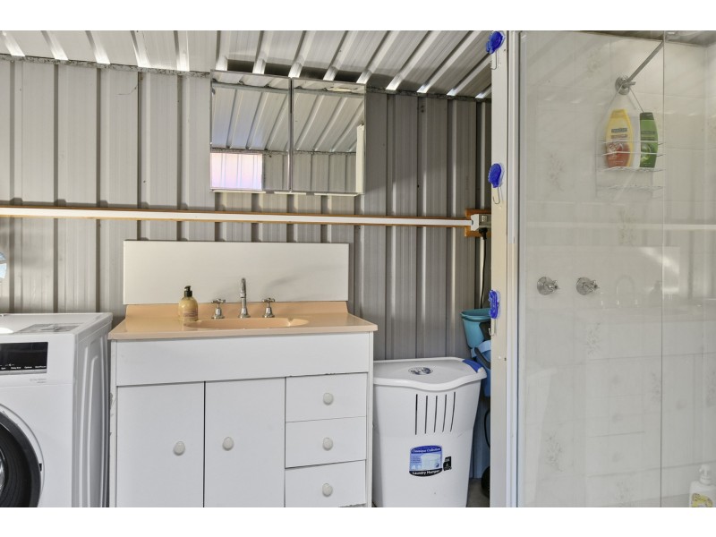 16 Lily Street, White Beach TAS 7184