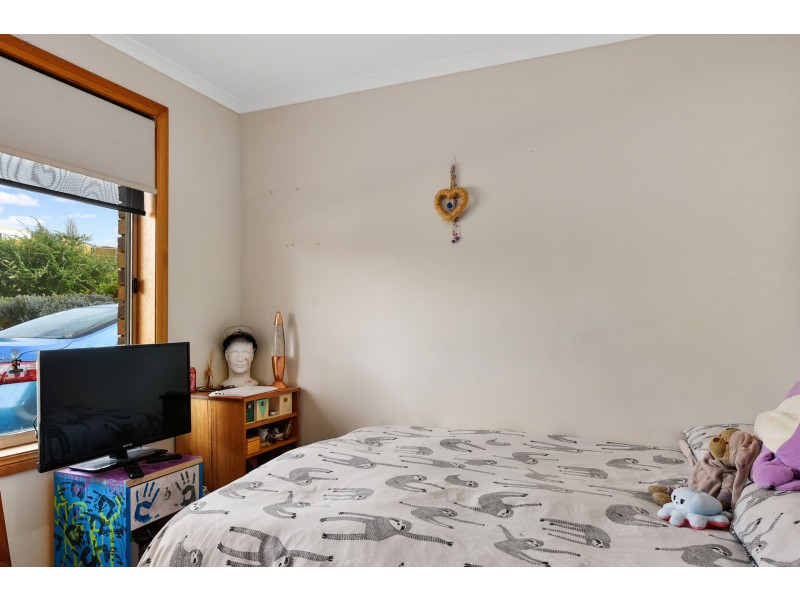 43 First Avenue, Midway Point TAS 7171