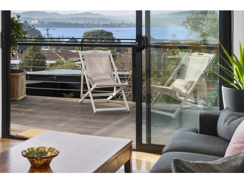 6 Mitchell Avenue, Rosetta TAS 7010