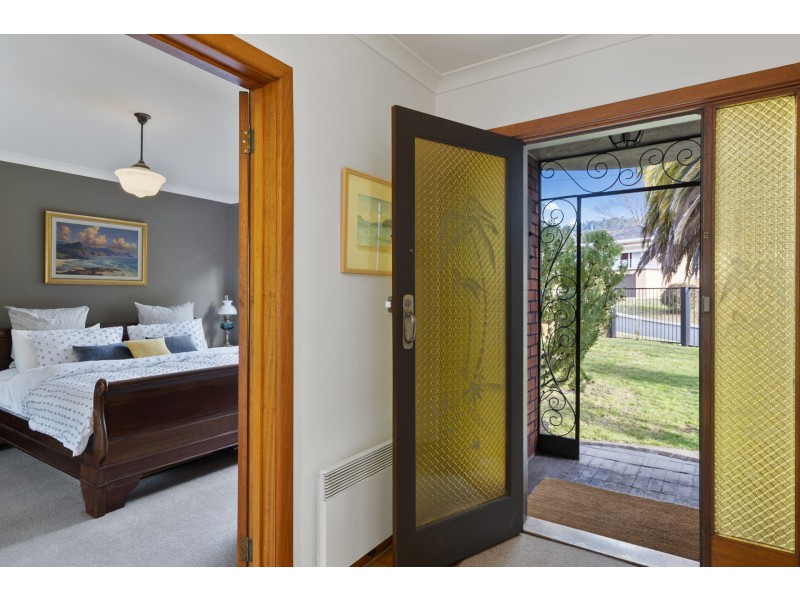 6 Mitchell Avenue, Rosetta TAS 7010