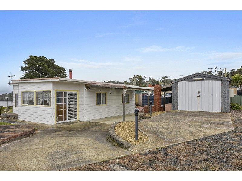 1 Gypsy Place, Primrose Sands TAS 7173