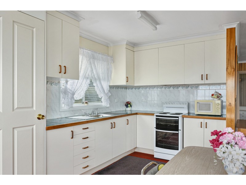 1 Gypsy Place, Primrose Sands TAS 7173