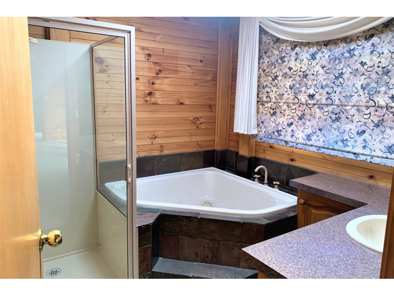 77 Rantons Road, Dodges Ferry TAS 7173