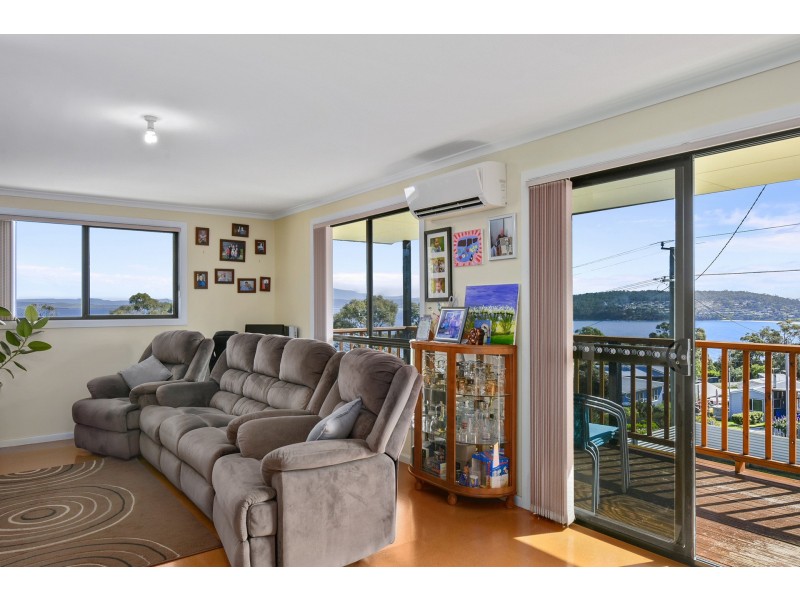 21 Rowan Avenue, Primrose Sands TAS 7173