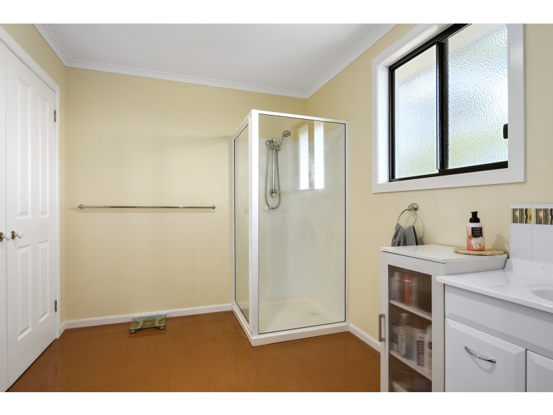 21 Rowan Avenue, Primrose Sands TAS 7173