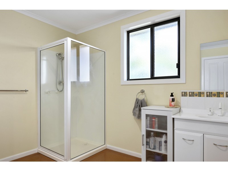 21 Rowan Avenue, Primrose Sands TAS 7173