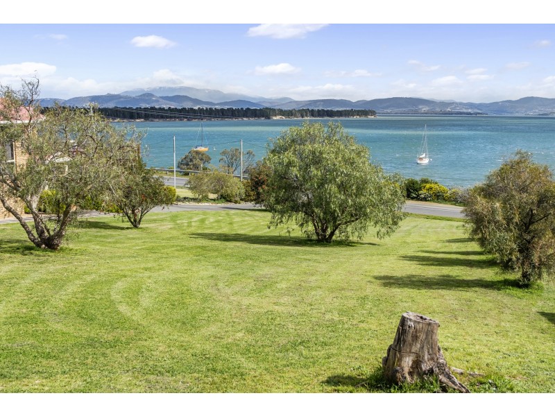 1/60 Lewisham Scenic Drive, Lewisham TAS 7173