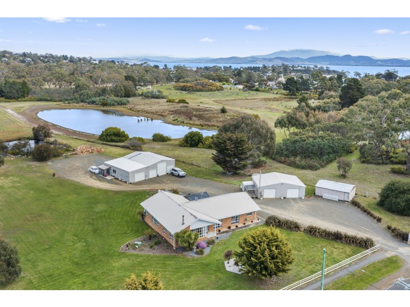 43 Carlton River Road, Dodges Ferry TAS 7173