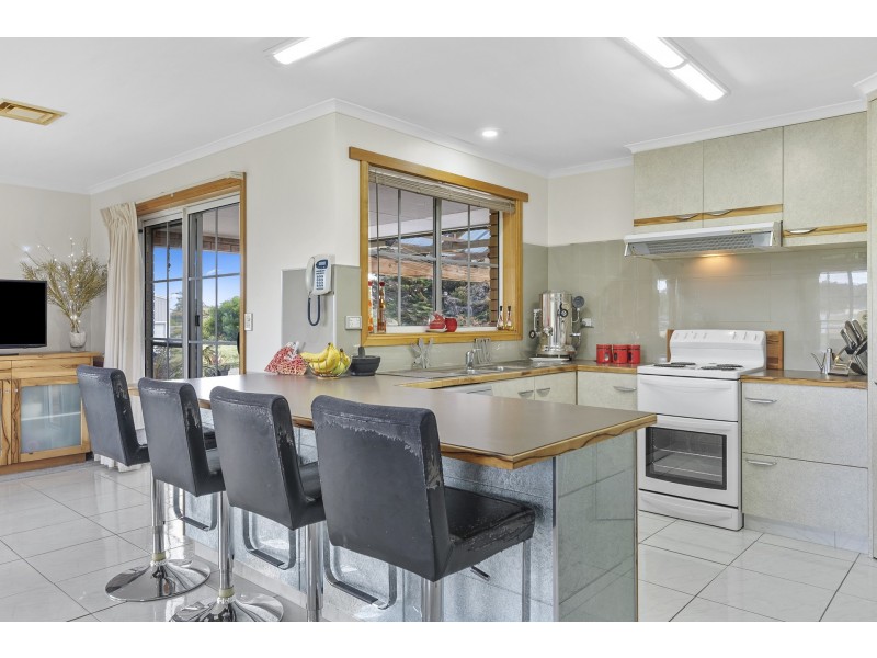 43 Carlton River Road, Dodges Ferry TAS 7173