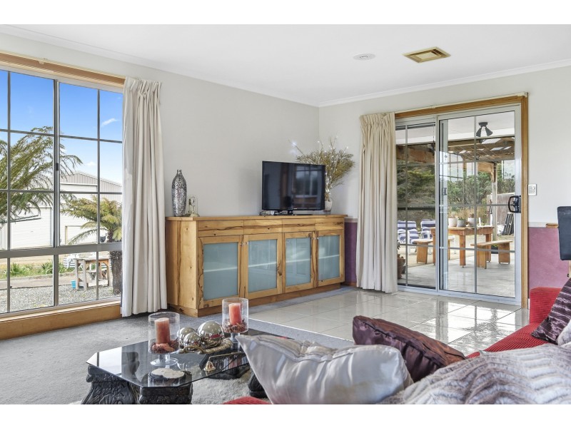 43 Carlton River Road, Dodges Ferry TAS 7173