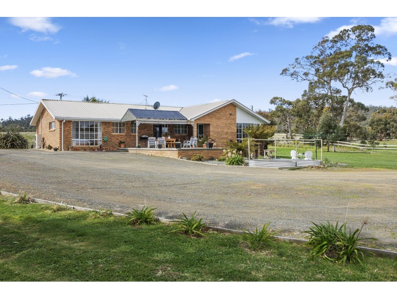 43 Carlton River Road, Dodges Ferry TAS 7173