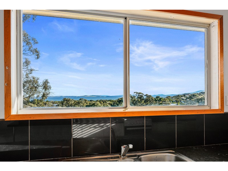 9 Ridge Road, Dodges Ferry TAS 7173