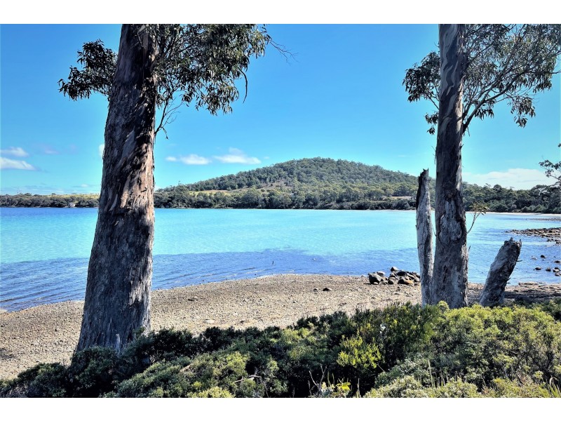 661 Sommers Bay Road, Murdunna TAS 7178