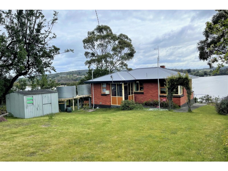 37 Midden Road, Primrose Sands TAS 7173