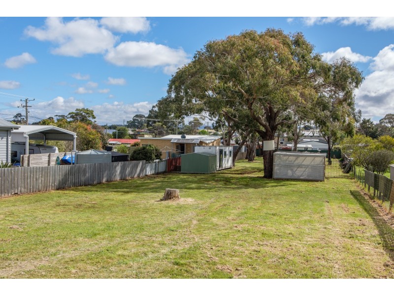 2 Lukeekah Street, Dodges Ferry TAS 7173