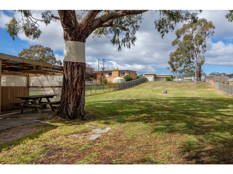 2 Lukeekah Street, Dodges Ferry TAS 7173