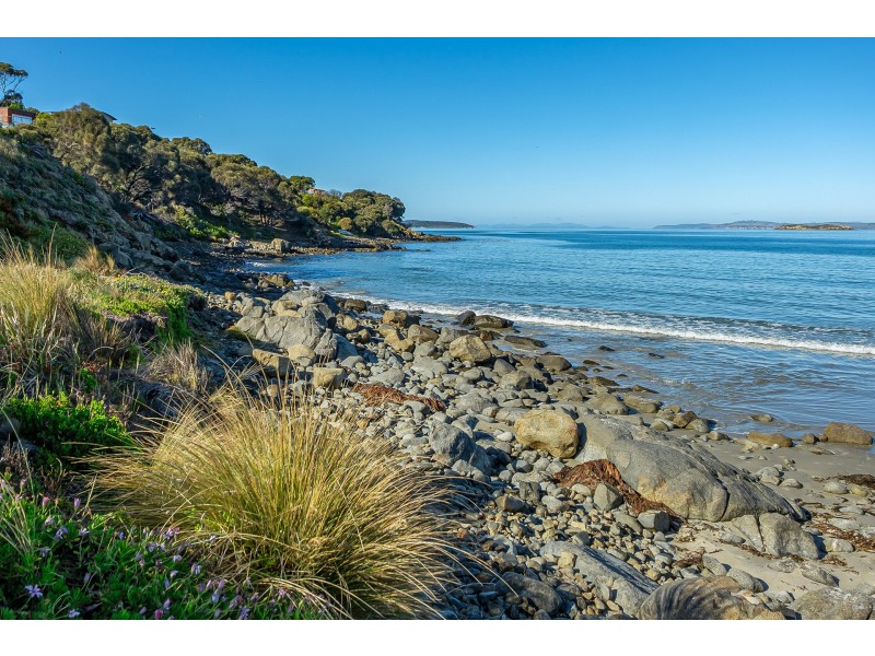 39 Susans Bay Road, Primrose Sands TAS 7173