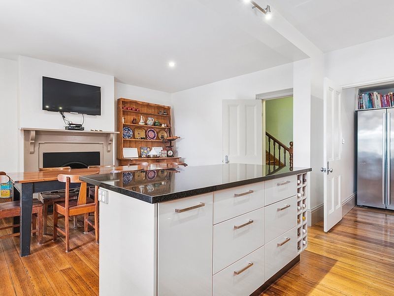 10 Swan Street, North Hobart TAS 7000