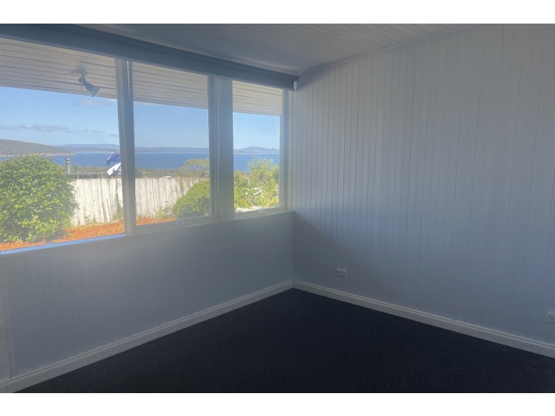 180 Bally Park Road, Dodges Ferry TAS 7173