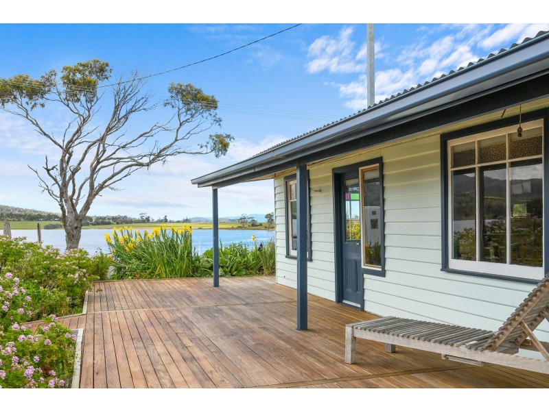 2 Dunalley Esplanade, Dunalley TAS 7177