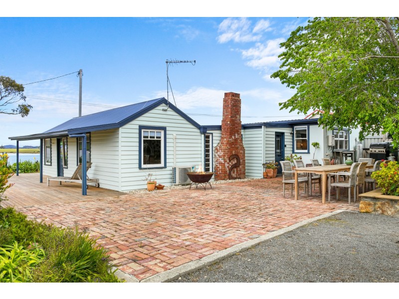 2 Dunalley Esplanade, Dunalley TAS 7177