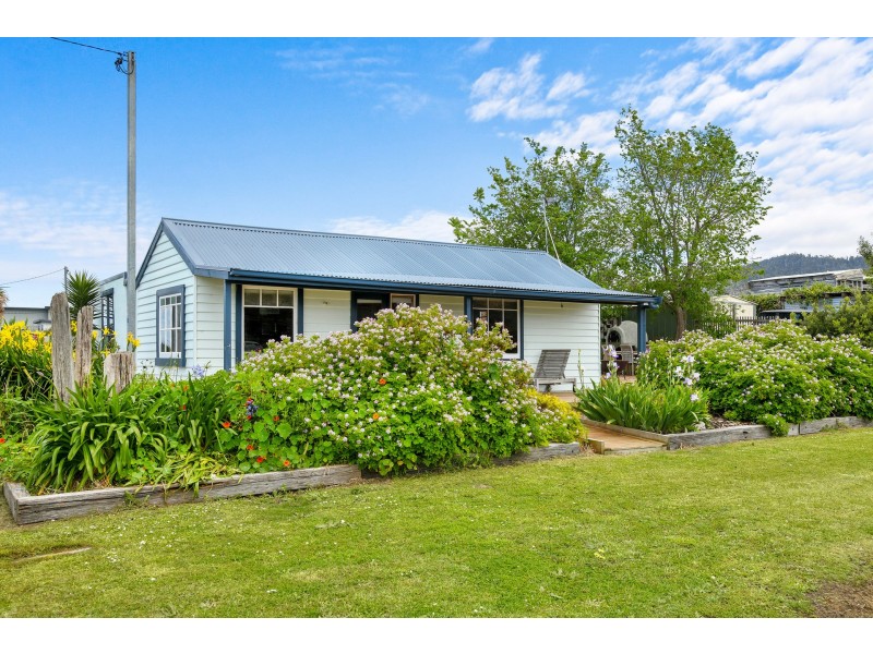 2 Dunalley Esplanade, Dunalley TAS 7177