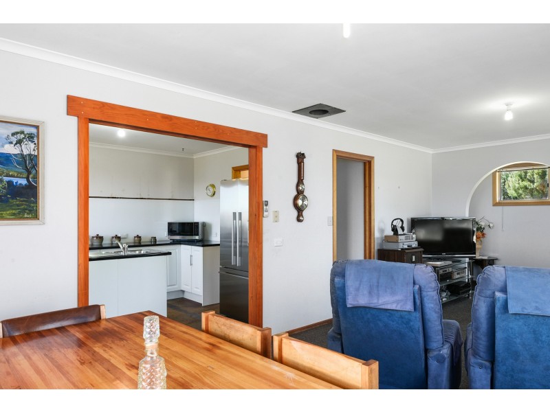 17 Skeggs Avenue, White Beach TAS 7184