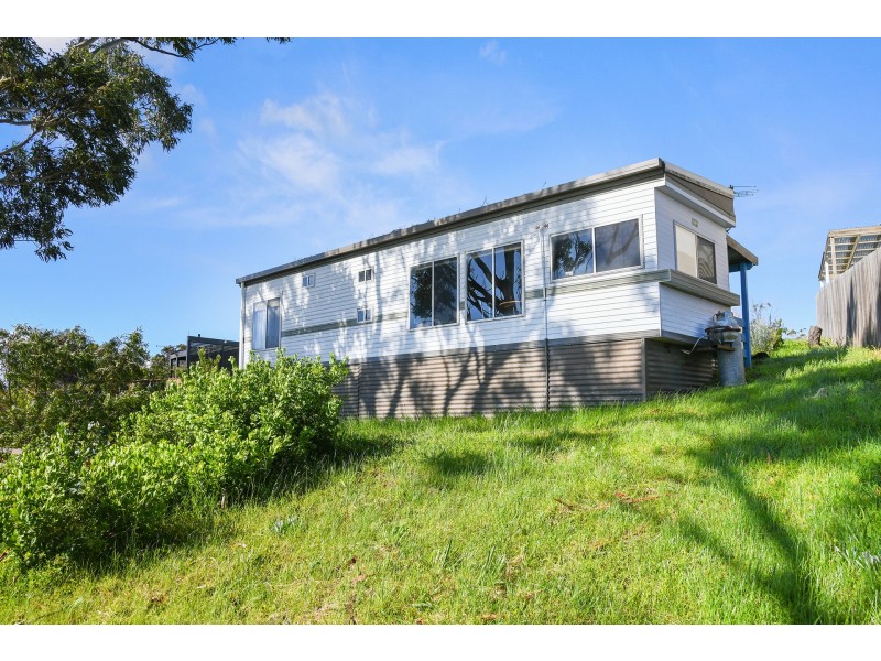 8 Ash Street, Primrose Sands TAS 7173