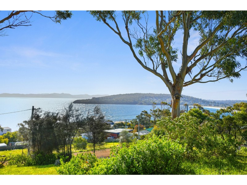 8 Ash Street, Primrose Sands TAS 7173