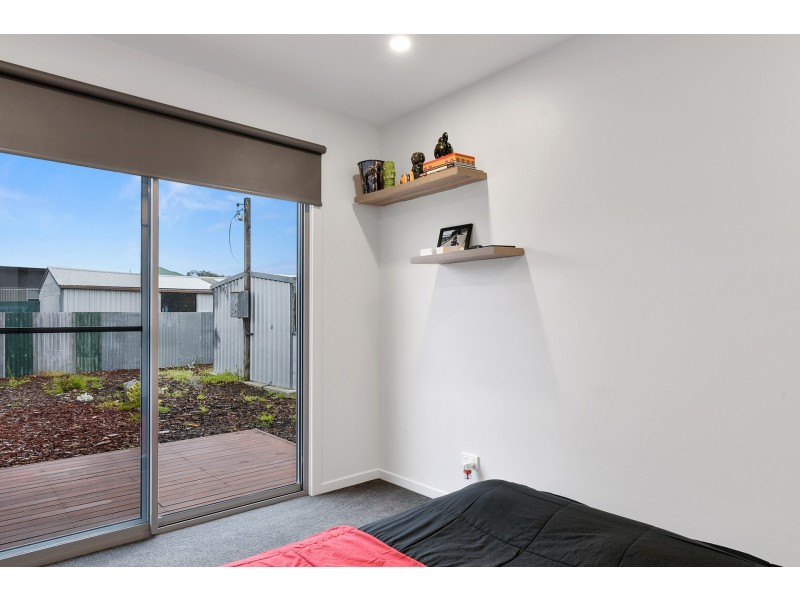 8 First Avenue, Dodges Ferry TAS 7173